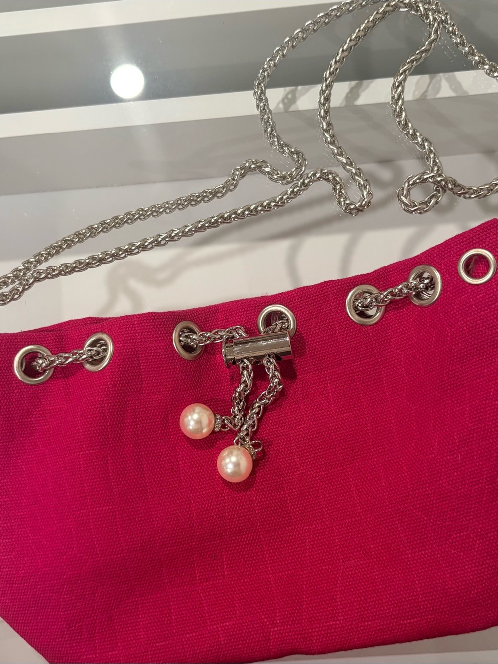 Fuchsia Drawstring Mini Chain Shoulder Bag - Picture 4 of 6